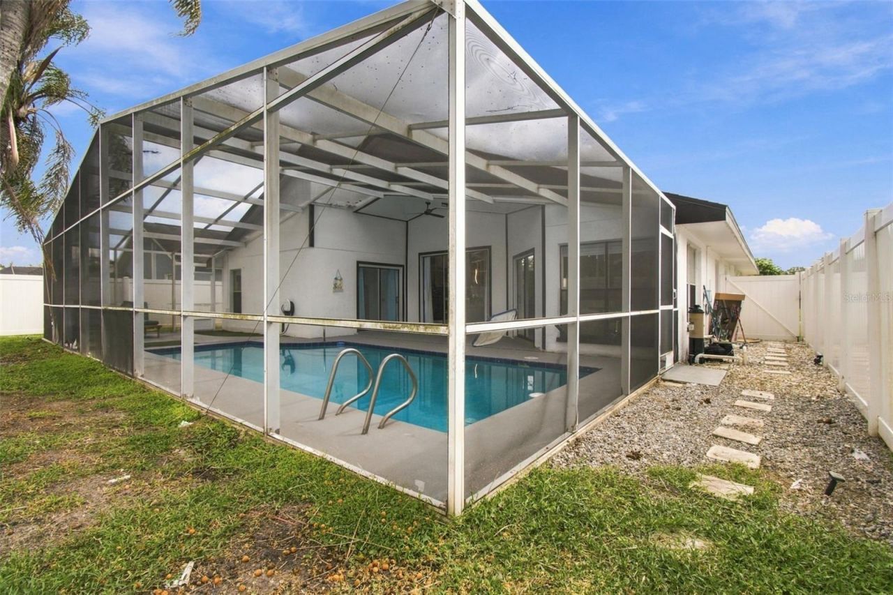 3817 105th Avenue N, Clearwater, FL 33762 Photo