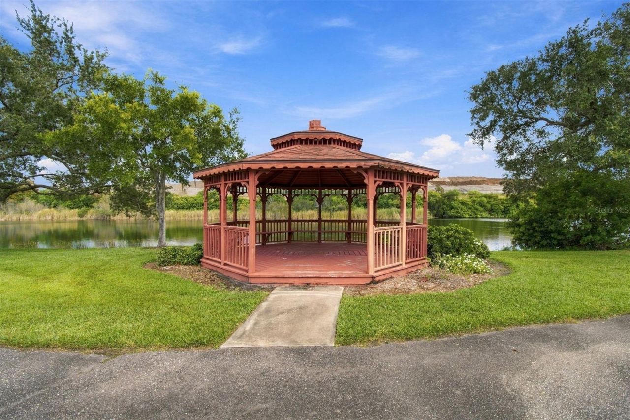 3817 105th Avenue N, Clearwater, FL 33762 Photo