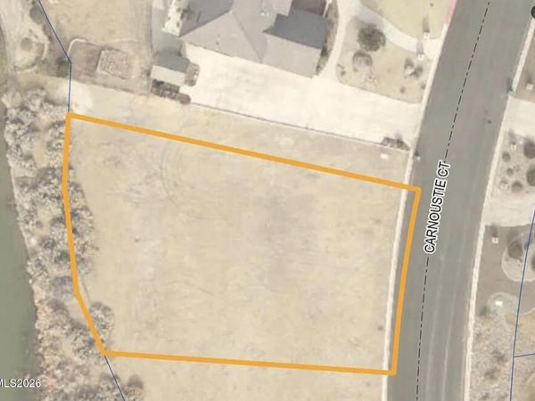 211 Carnoustie Court, Dayton, NV 89403