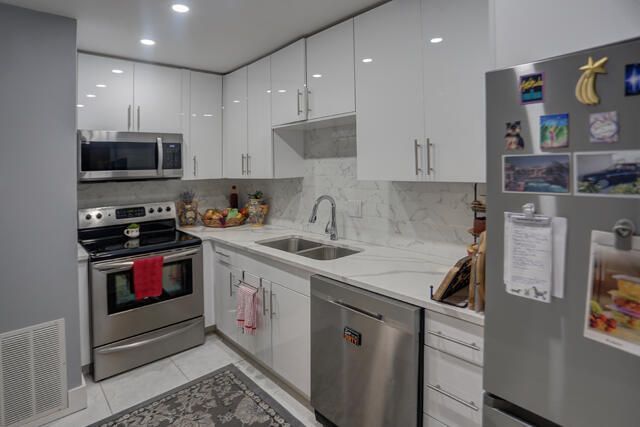 188 Lake Evelyn Drive, West Palm Beach, FL 33411 Photo
