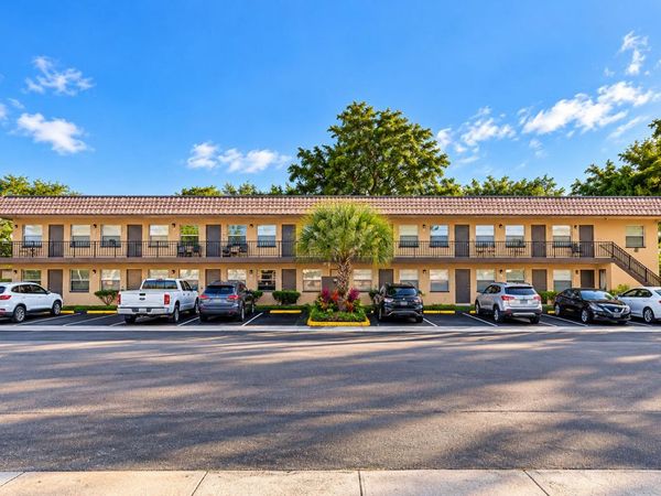 1150 NE 17TH Court, Fort Lauderdale, FL 33305