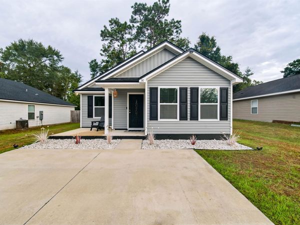 30 Maple Drive , Crawfordville, FL