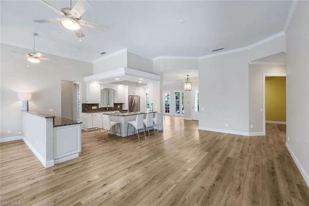 4362 Queen Elizabeth Way , Naples, FL 34119 Photo