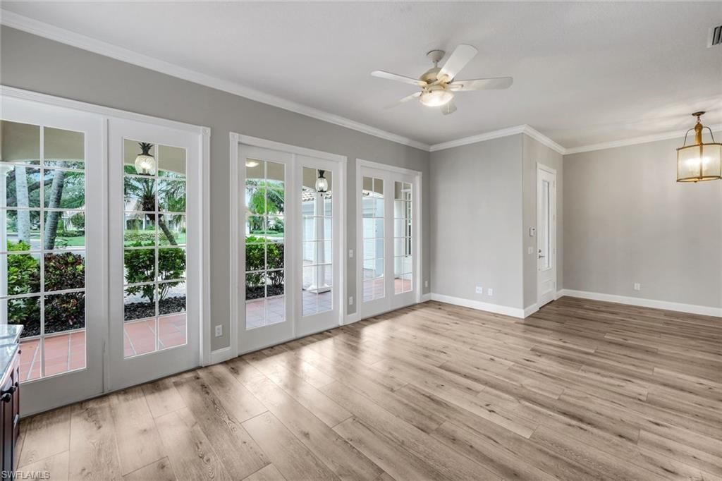 4362 Queen Elizabeth Way , Naples, FL 34119 Photo