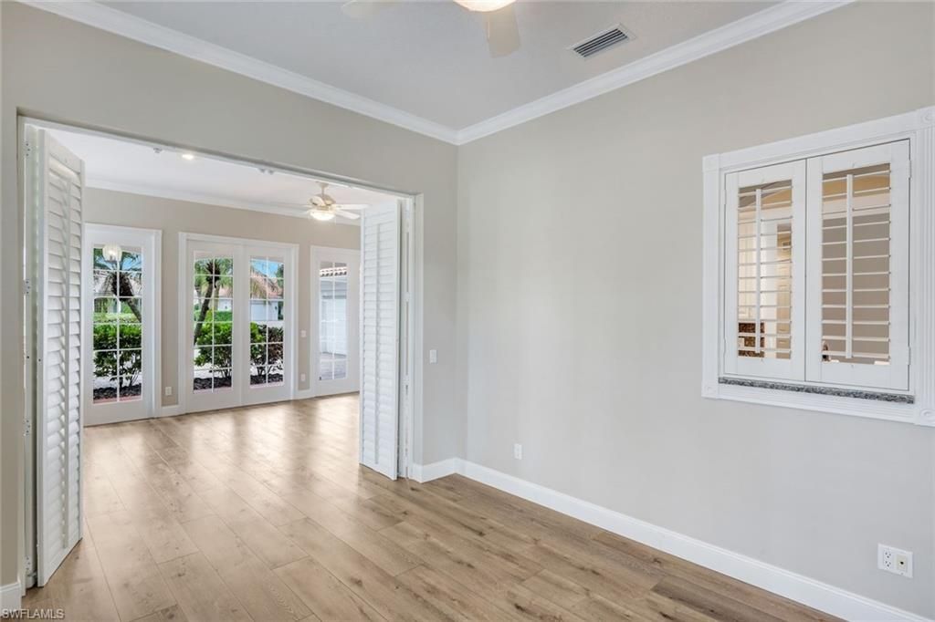 4362 Queen Elizabeth Way , Naples, FL 34119 Photo