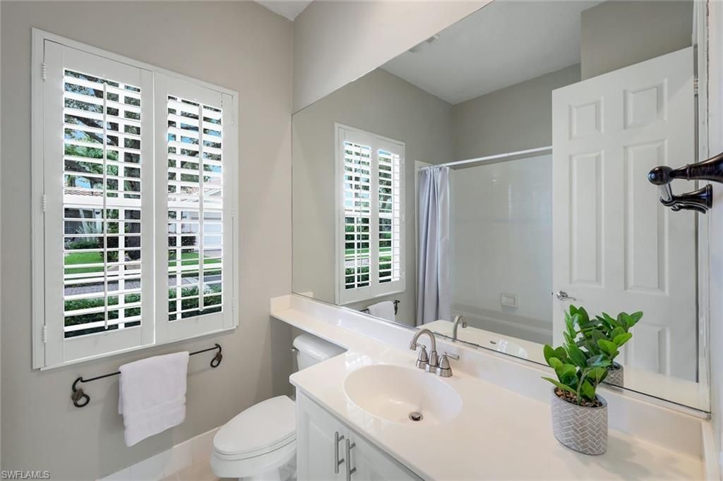 4362 Queen Elizabeth Way , Naples, FL 34119 Photo