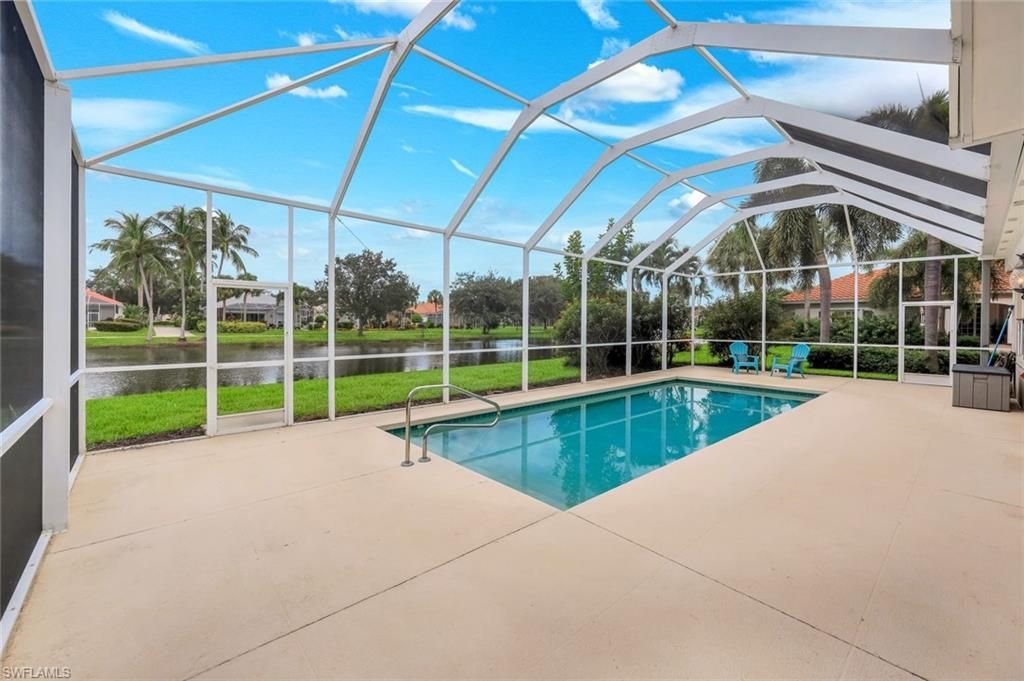 4362 Queen Elizabeth Way , Naples, FL 34119 Photo