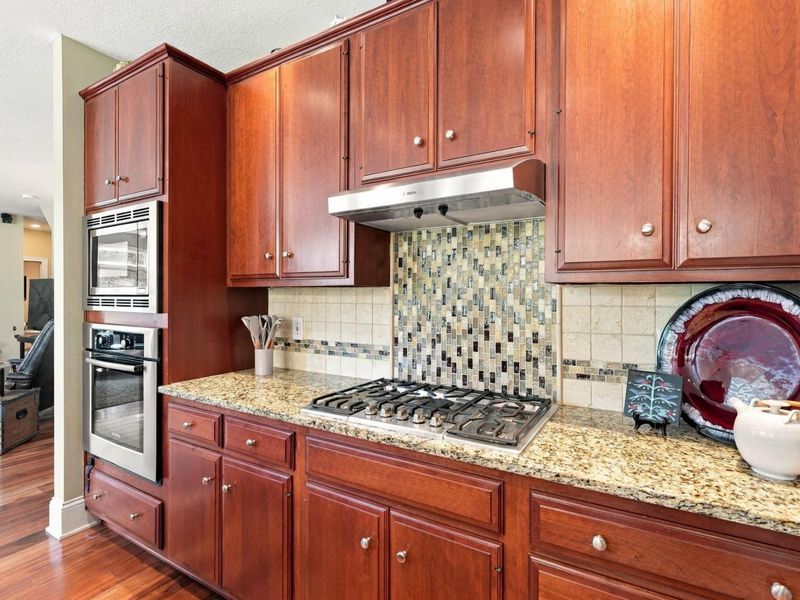 372 Ashmoore Circle E, Powell, OH 43065 Photo 18