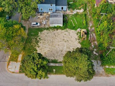 5200 Hecla Street, Detroit, Mi 48208