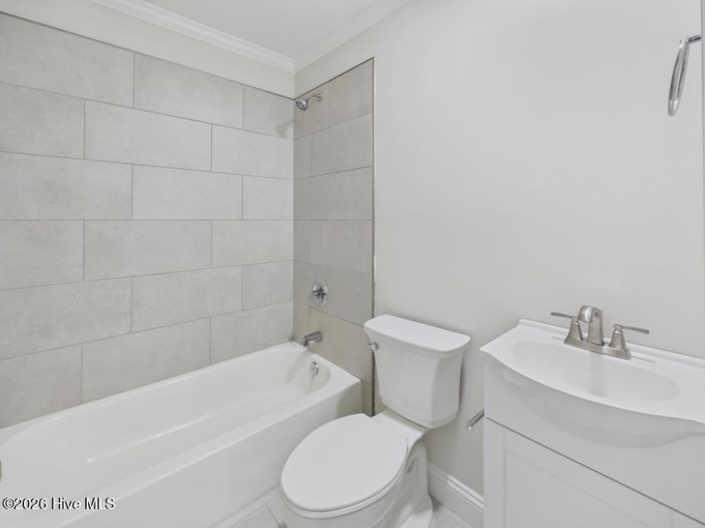 353 Smith Hardy Road Photo 15