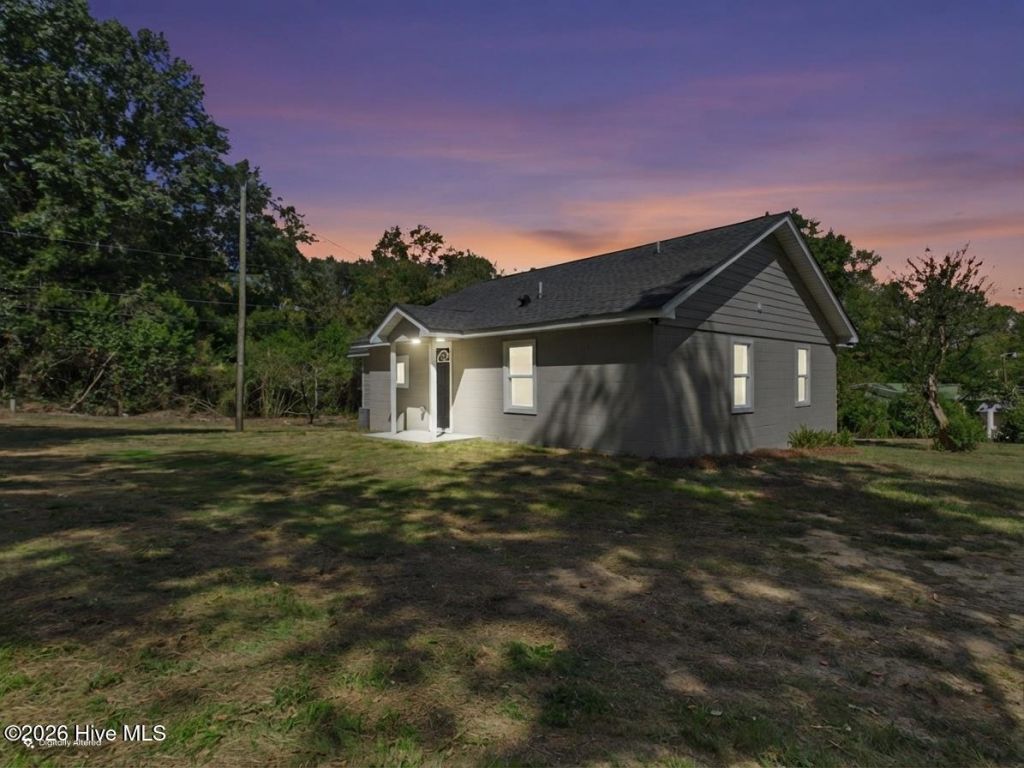 353 Smith Hardy Road Photo 2