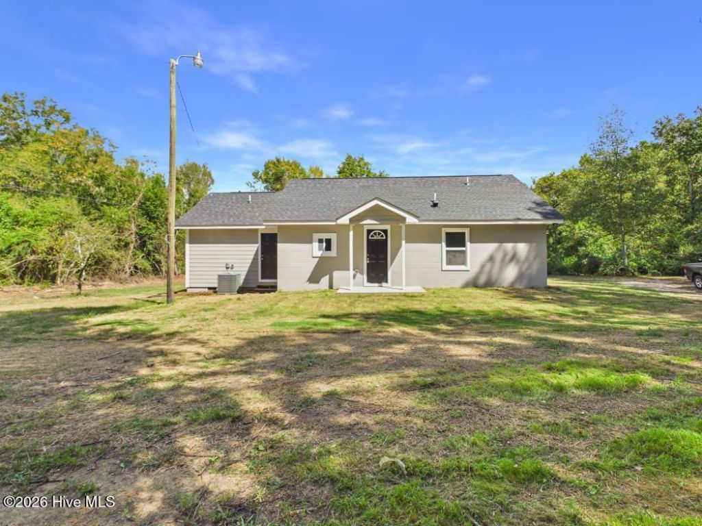 353 Smith Hardy Road Photo 3
