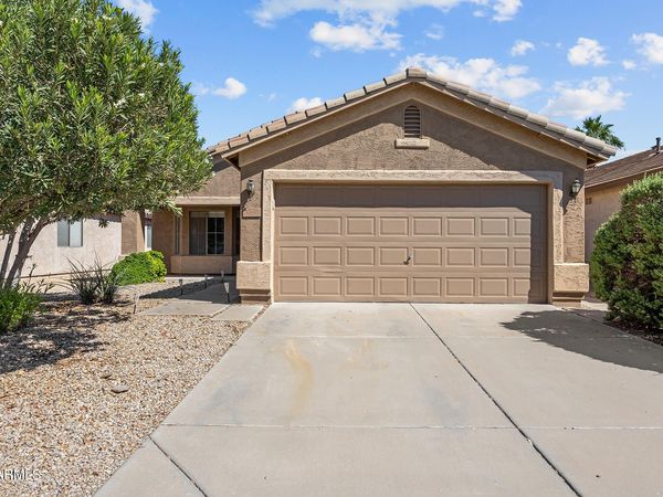 30449 N CORAL BEAN Drive, San Tan Valley, AZ 85143