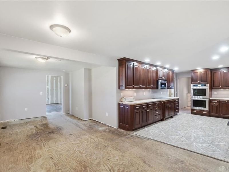 637 W Fosters Maineville Road, Maineville, OH 45039 Photo 9