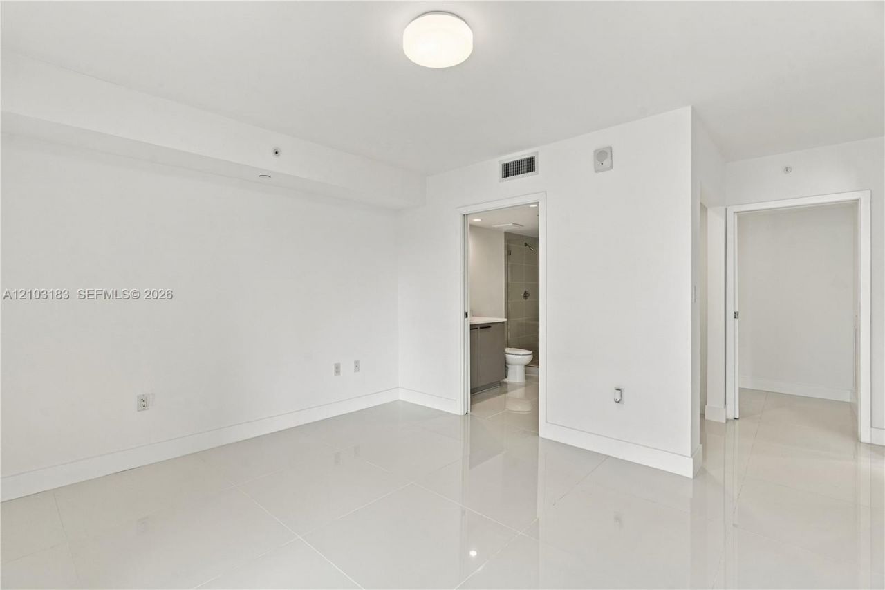 1150 101st St , Unit 402, Bay Harbor Islands, FL 33154 Photo