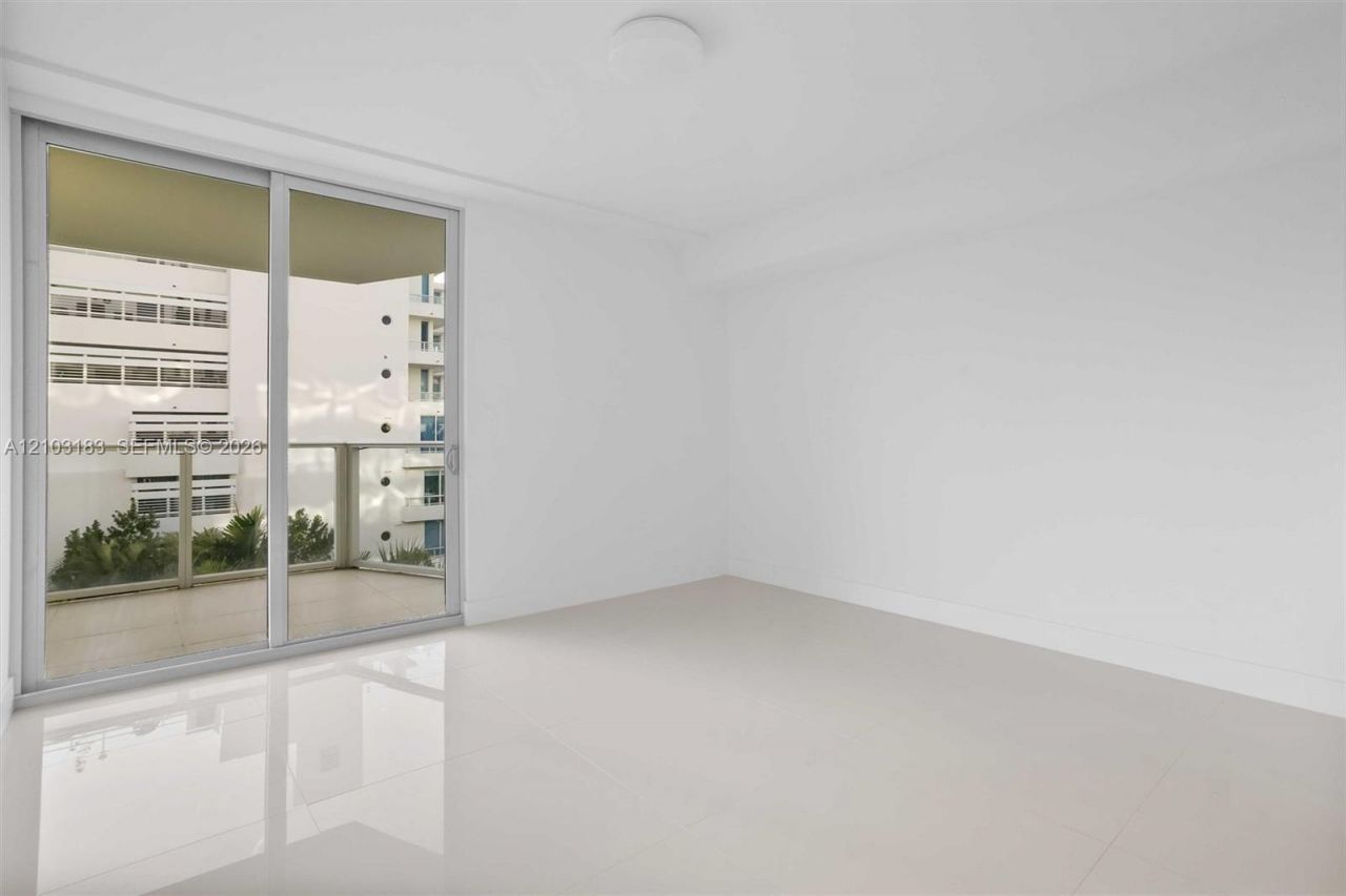 1150 101st St , Unit 402, Bay Harbor Islands, FL 33154 Photo