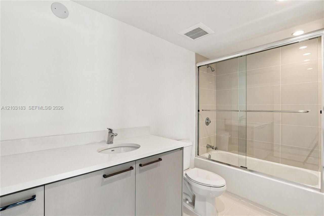 1150 101st St , Unit 402, Bay Harbor Islands, FL 33154 Photo