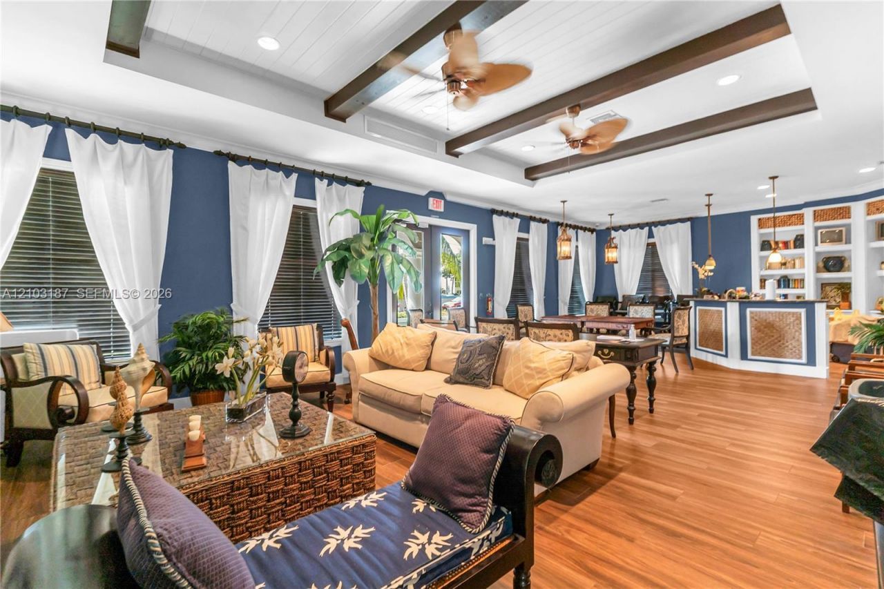 6841 SW 44th St, Unit 111, Miami, FL 33155 Photo