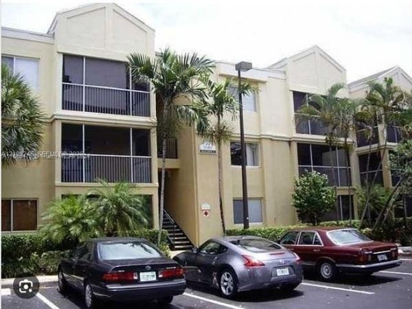 5628 Rock Island Rd , Unit 192, Tamarac, FL 33319