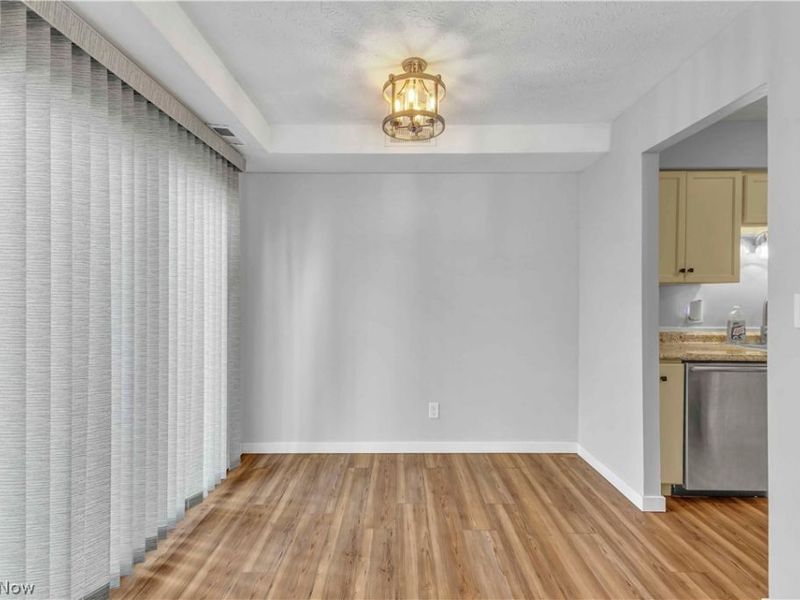 1655 Cedarwood Drive, Unit 113, Westlake, OH 44145 Photo 12