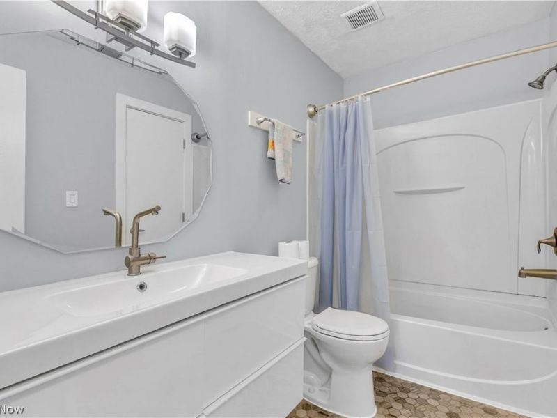 1655 Cedarwood Drive, Unit 113, Westlake, OH 44145 Photo 20