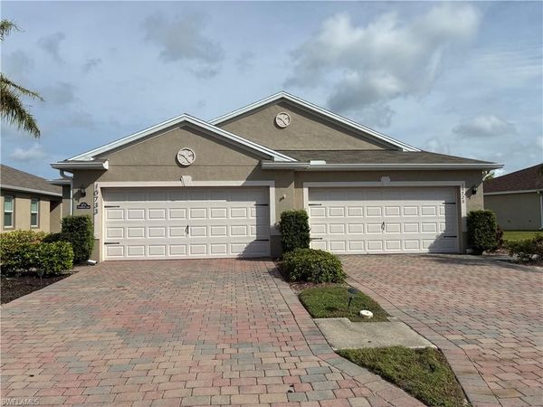 10733 Crossback LN , LEHIGH ACRES, FL 33936