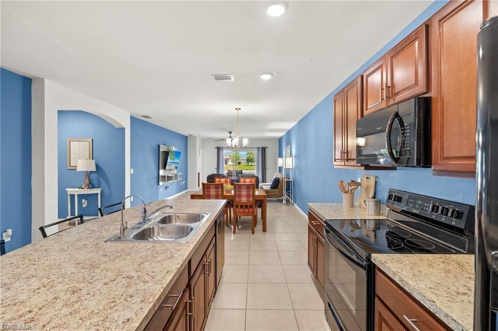 10733 Crossback Ln, Lehigh Acres, FL 33936 Photo