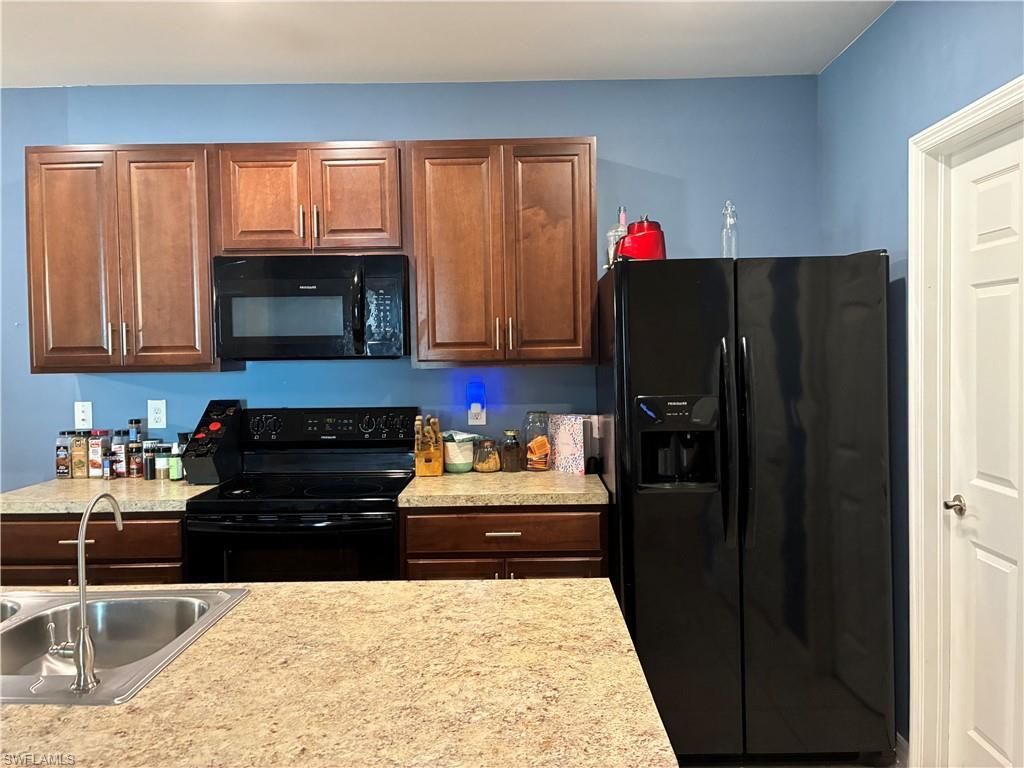 10733 Crossback Ln, Lehigh Acres, FL 33936 Photo