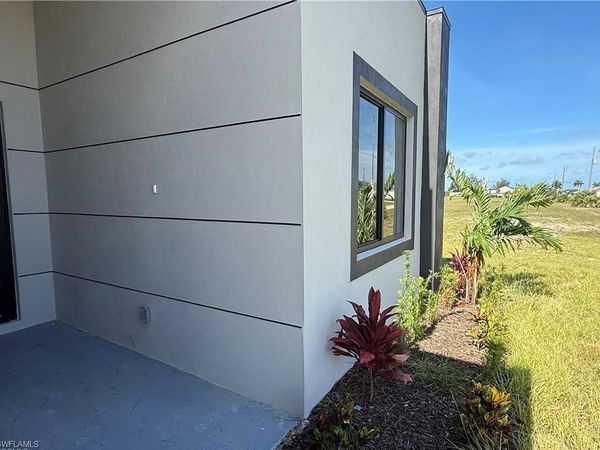 4238 NW 34th TER , CAPE CORAL, FL 33993