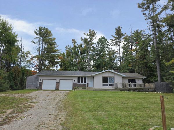 1619 Geres Street, Gaylord, MI 49735