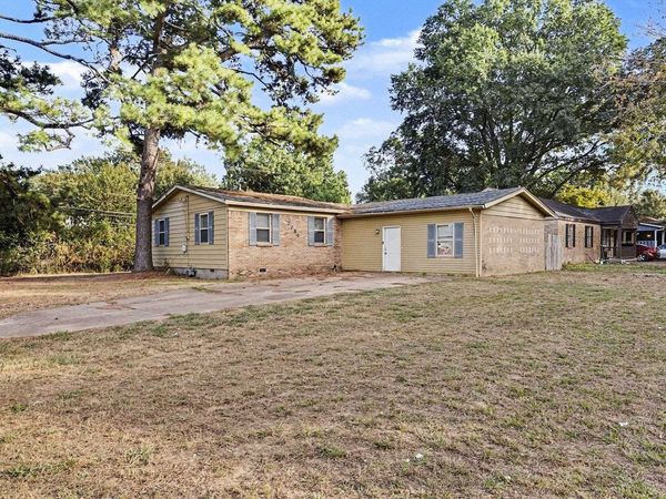 2984 CURTIS ST, Memphis, TN 38118