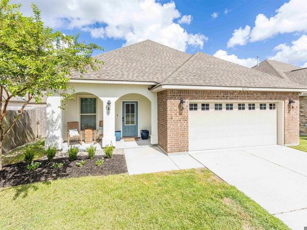 38497 Brown Rd, Prairieville, LA 70769