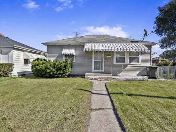 1355 Willard Street , Gary, IN 46404