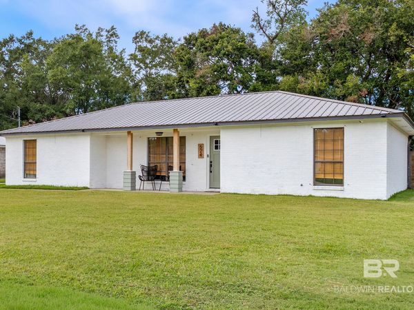 524 W Ariel Avenue, Foley, AL 36535