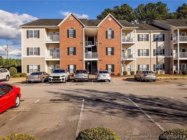 625 Marshtree Lane, Unit 304, Fayetteville, NC 28314