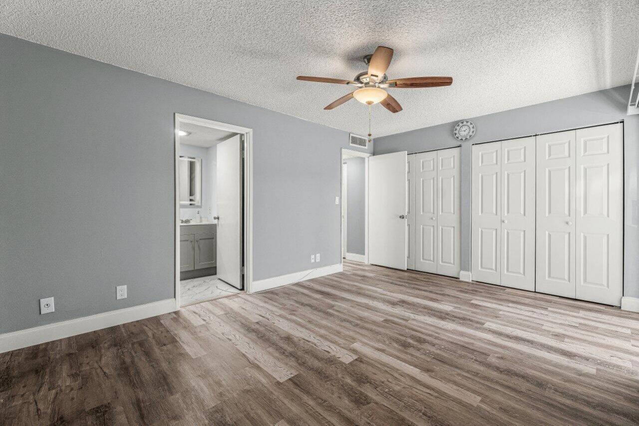 700 Village Green Court, Unit 319, Palm Springs, FL 33461 Photo