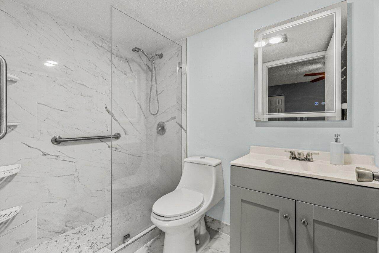 700 Village Green Court, Unit 319, Palm Springs, FL 33461 Photo