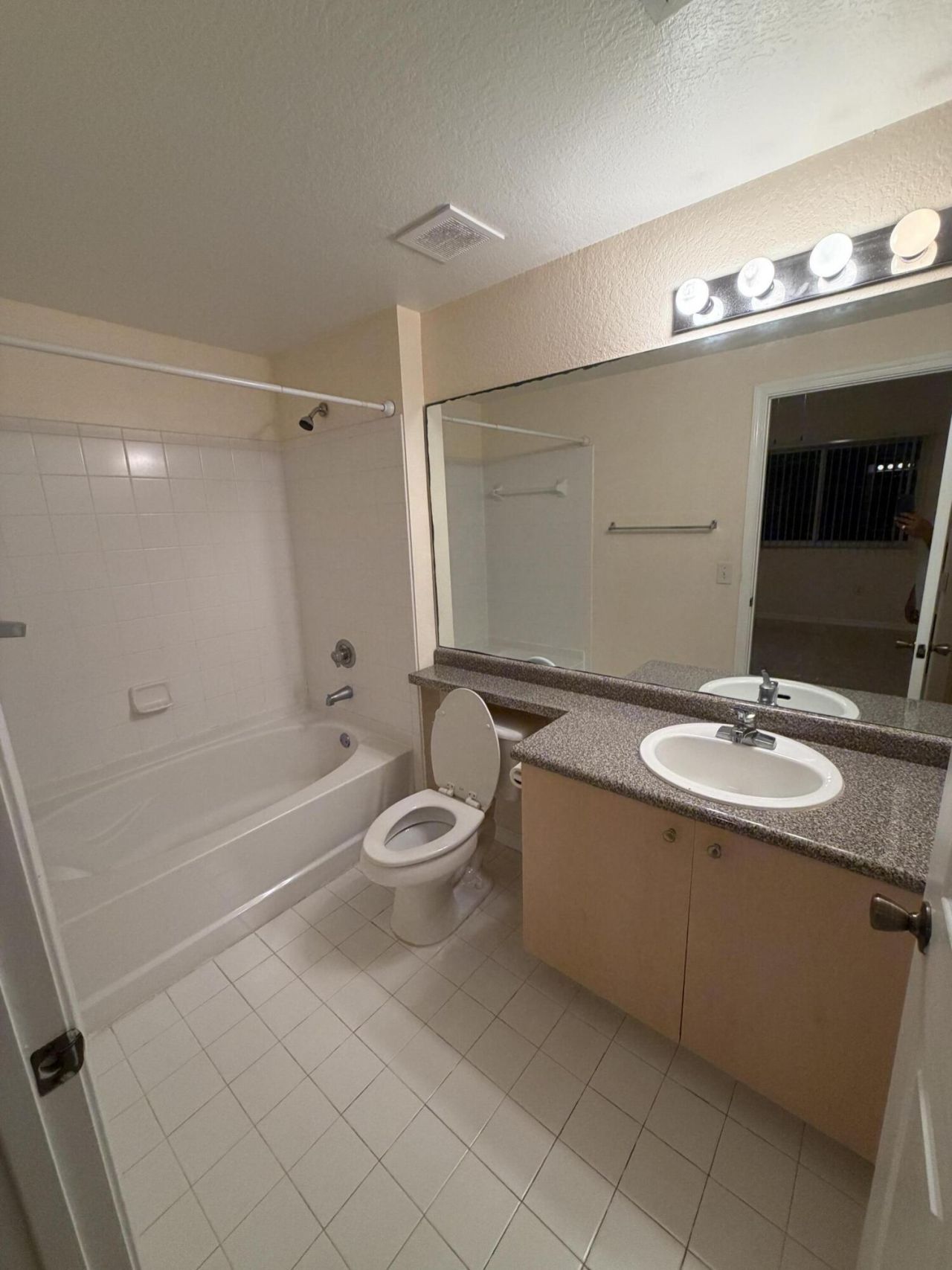 350 Crestwood Circle, Unit 308, Royal Palm Beach, FL 33411 Photo