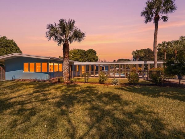 4501 E COUNTRY CLUB Circle, Plantation, FL 33317
