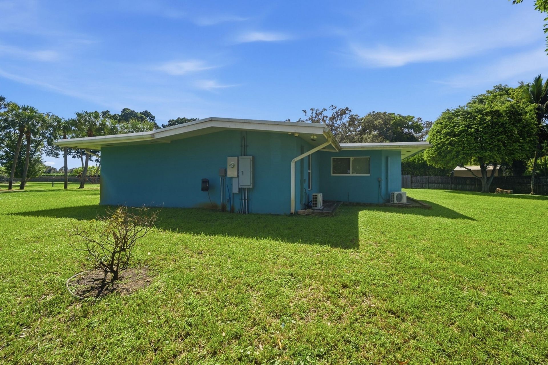 4501 E Country Club Circle, Plantation, FL 33317 Photo
