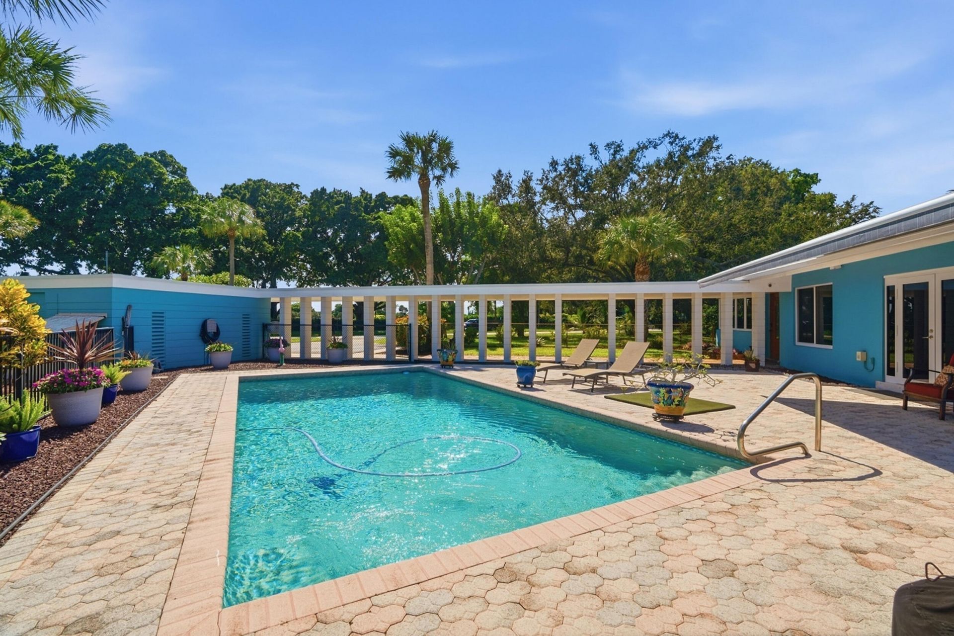 4501 E Country Club Circle, Plantation, FL 33317 Photo