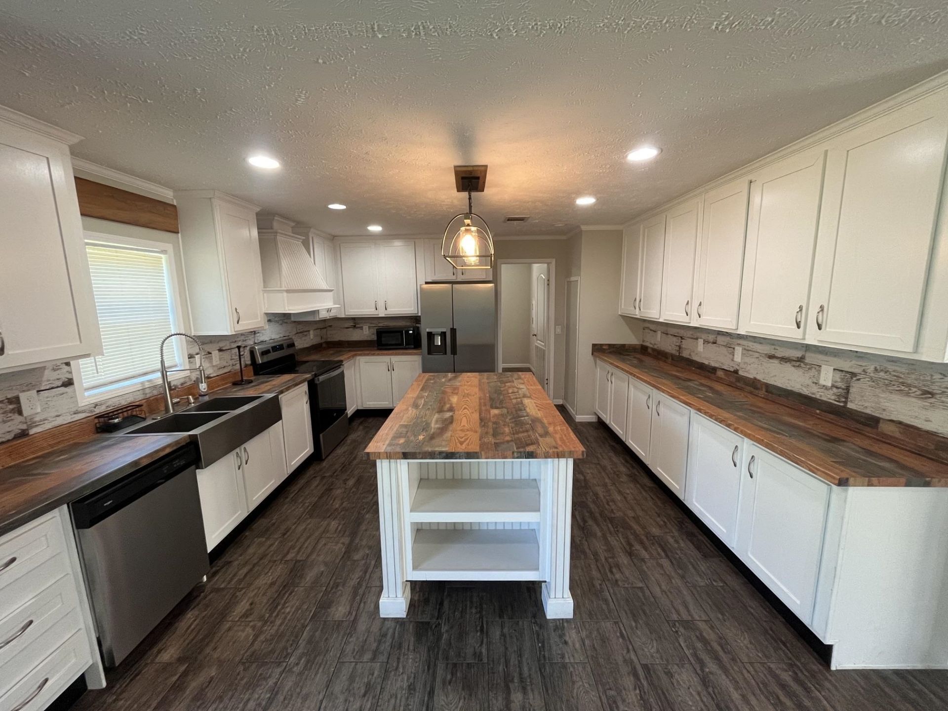 2783 Willowdale Rd.  Photo 11