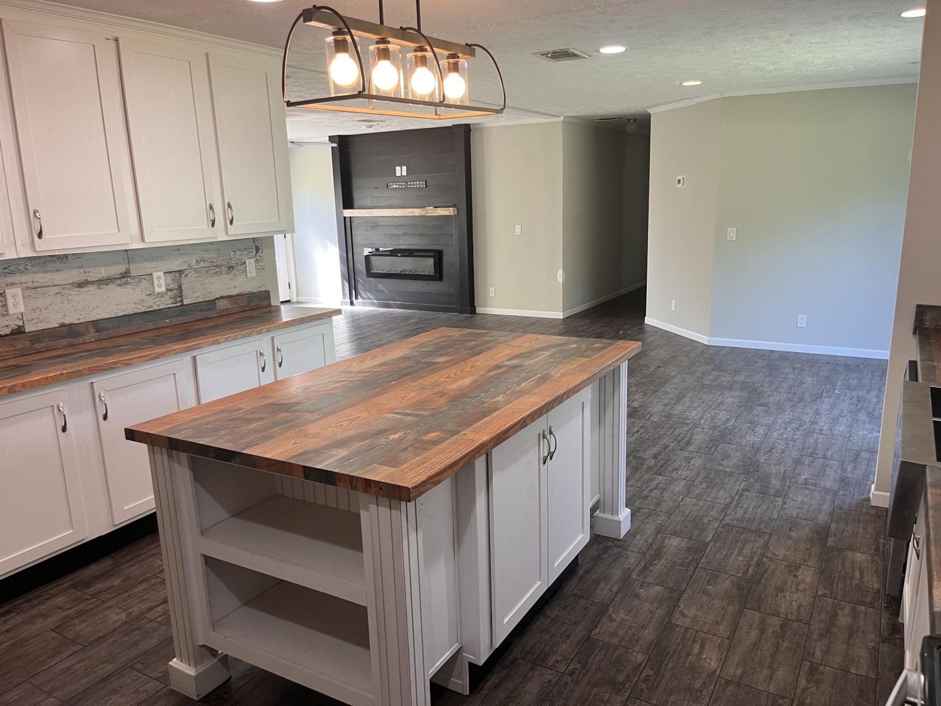 2783 Willowdale Rd.  Photo 15