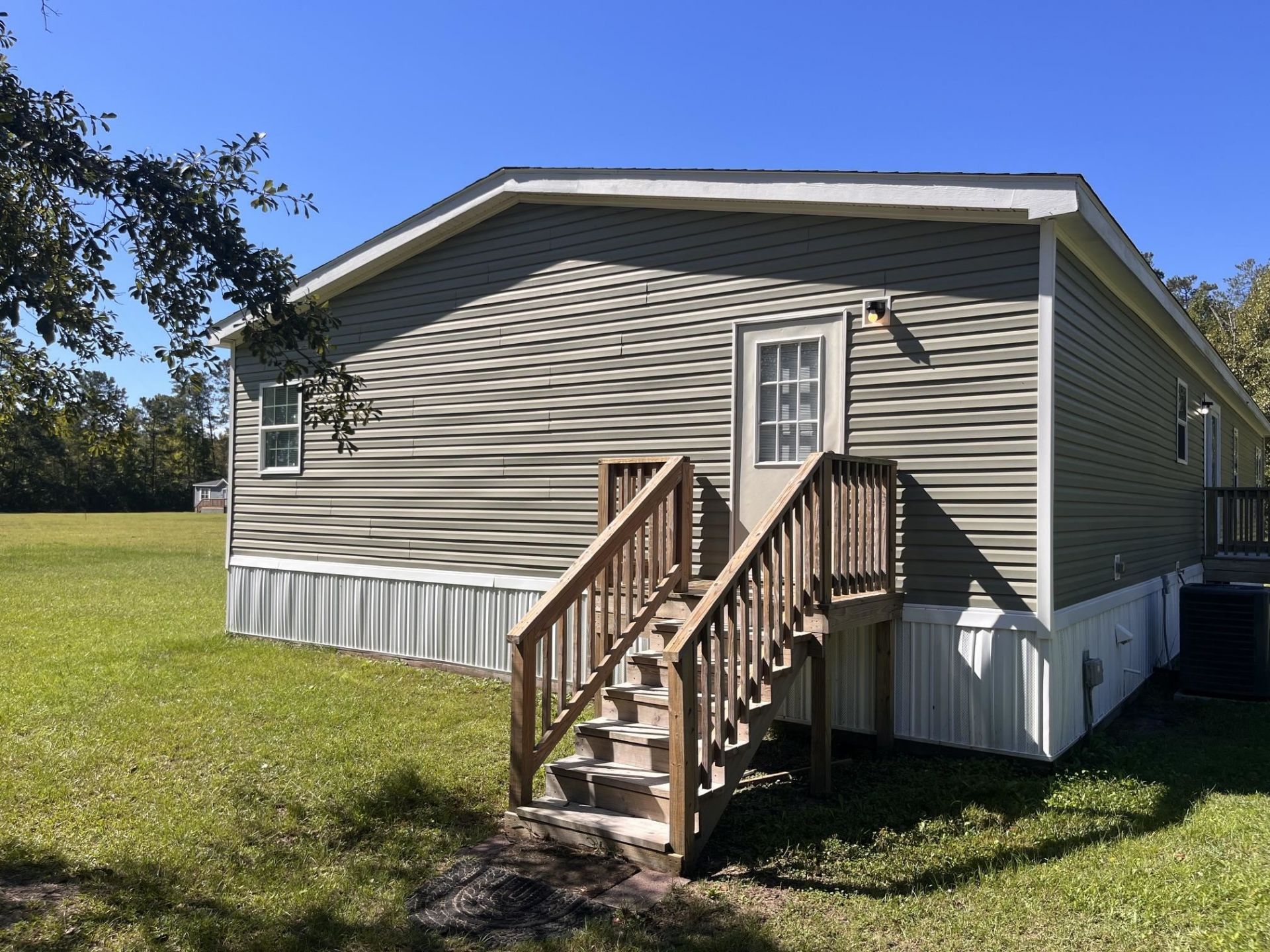 2783 Willowdale Rd.  Photo 6