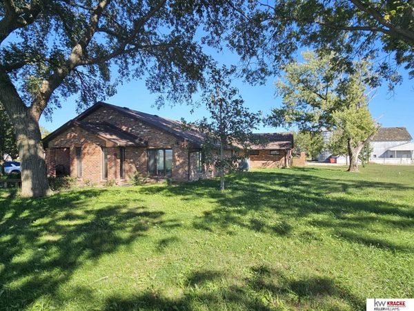 W Dogwood Road, Dewitt, NE 68341