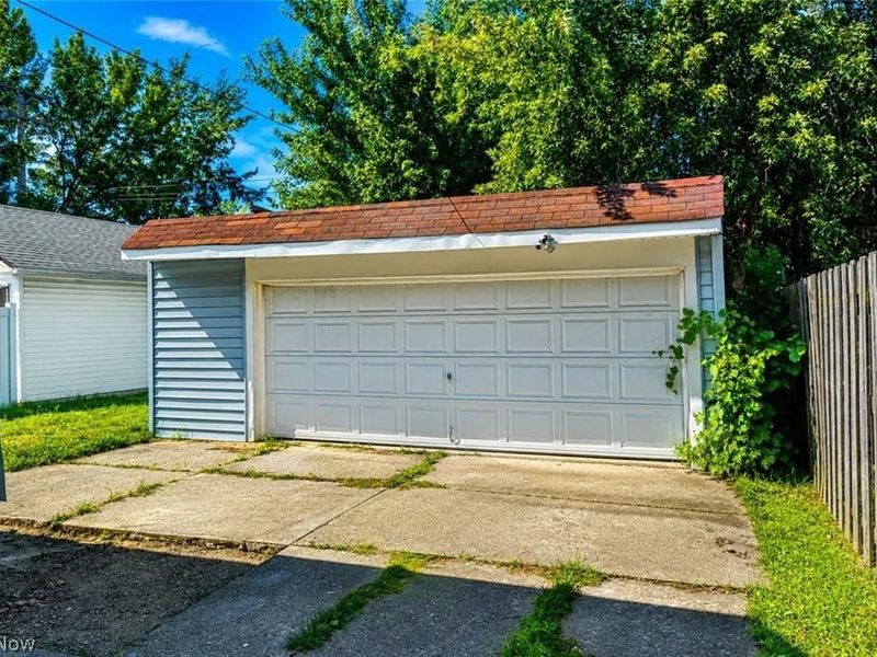 13520 Saint James Avenue, Cleveland, OH 44135 Photo 18