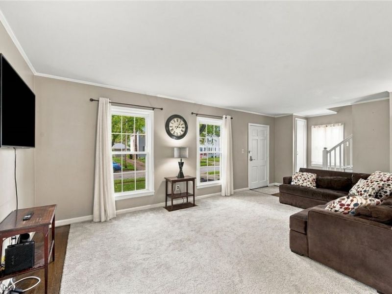 2723 Maplewood Street, Cuyahoga Falls, OH 44221 Photo 2