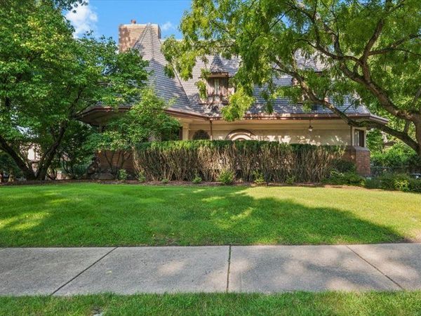 530 Edgewood Place , River Forest, IL 60305