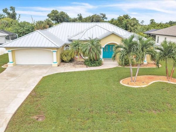 12 TOURNAMENT ROAD , ROTONDA WEST, FL 33947