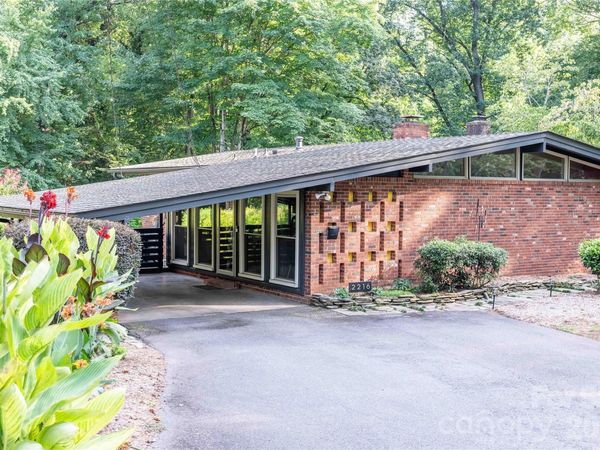 2216 Shadyview Drive , Charlotte, NC 28210